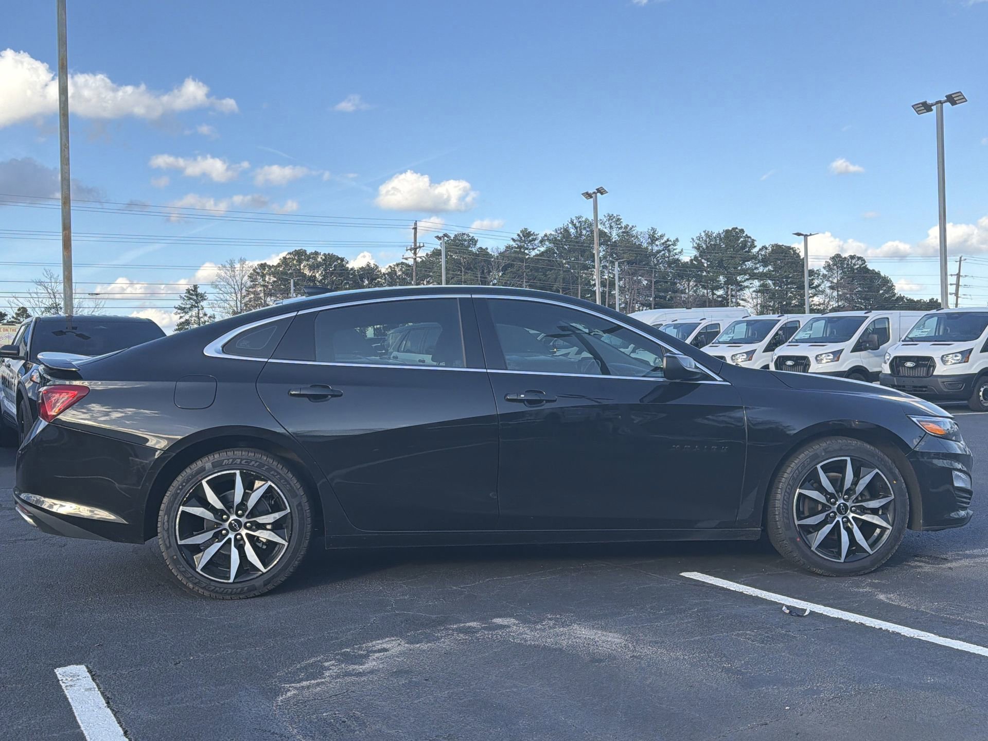 Used 2022 Chevrolet Malibu RS image 2