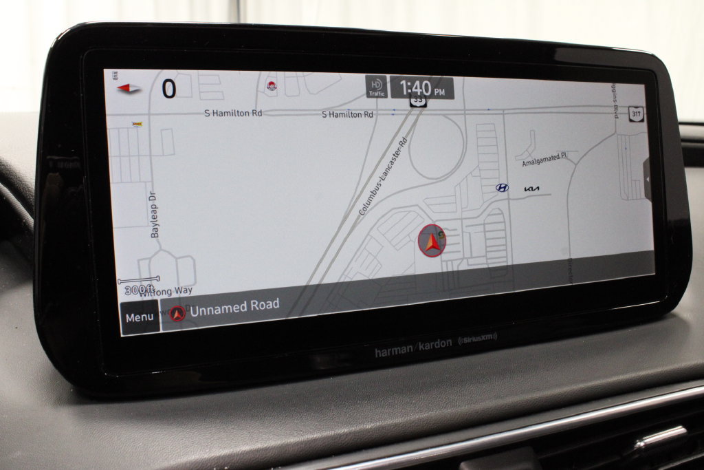 Used 2022 Hyundai Santa Fe Calligraphy AWD/4WD image 2
