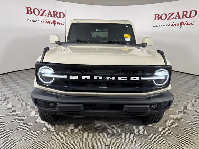 Certified 2025 Ford Bronco Outer Banks AWD/4WD image 2