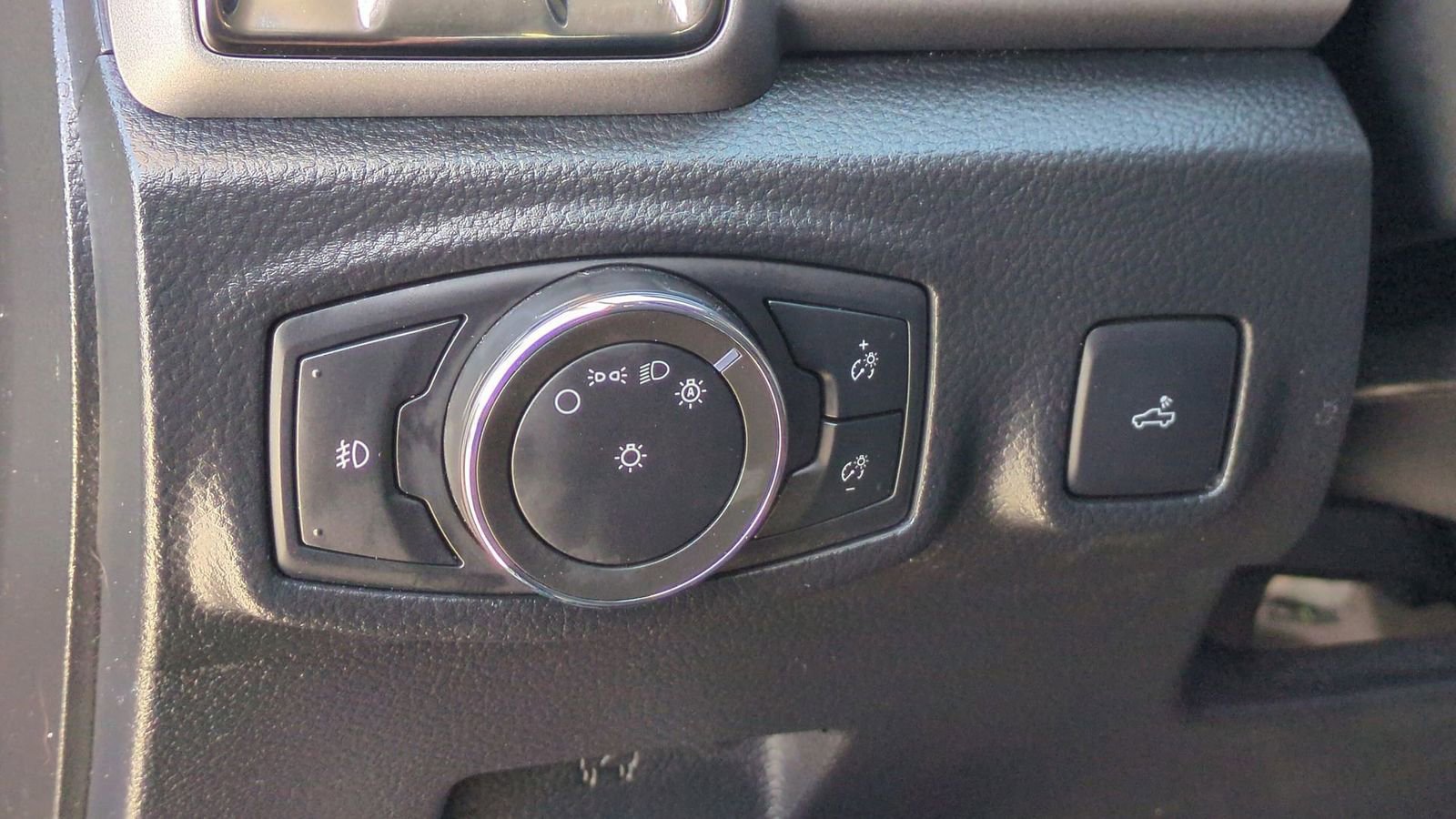 Certified 2023 Ford Ranger XLT w/ Equipment Group 302A High image 19