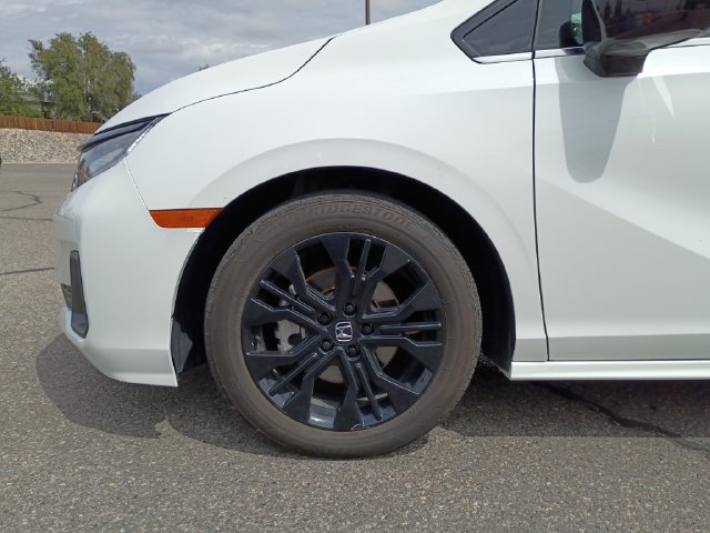 Used 2025 Honda Odyssey Sport-L image 27
