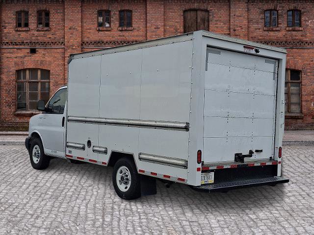 Used 2021 GMC Savana 3500 w/ Power Convenience Package image 4
