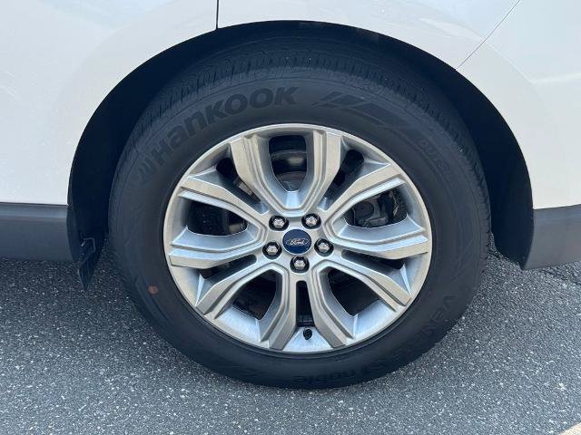 Certified 2019 Ford Edge Titanium w/ Equipment Group 301A AWD/4WD image 14