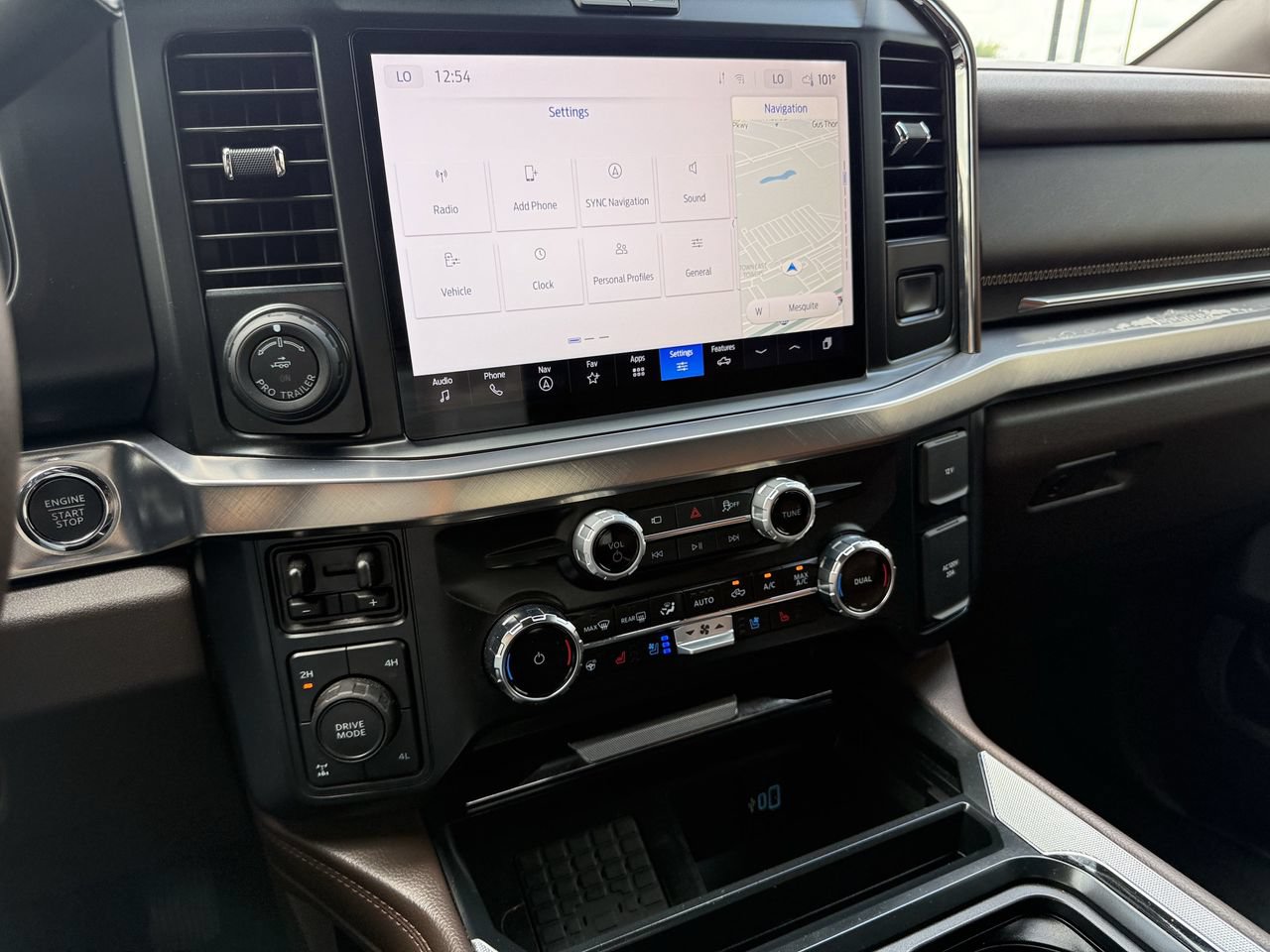 Certified 2025 Ford F250 King Ranch w/ FX4 Off-Road Package AWD/4WD image 17