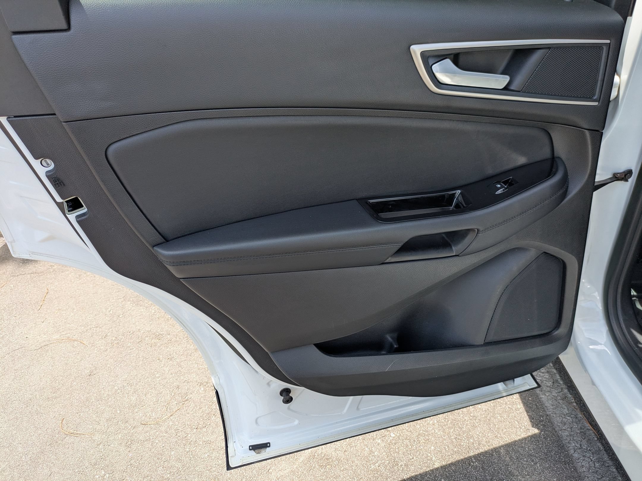Certified 2018 Ford Edge SEL w/ Equipment Group 201A AWD/4WD image 26