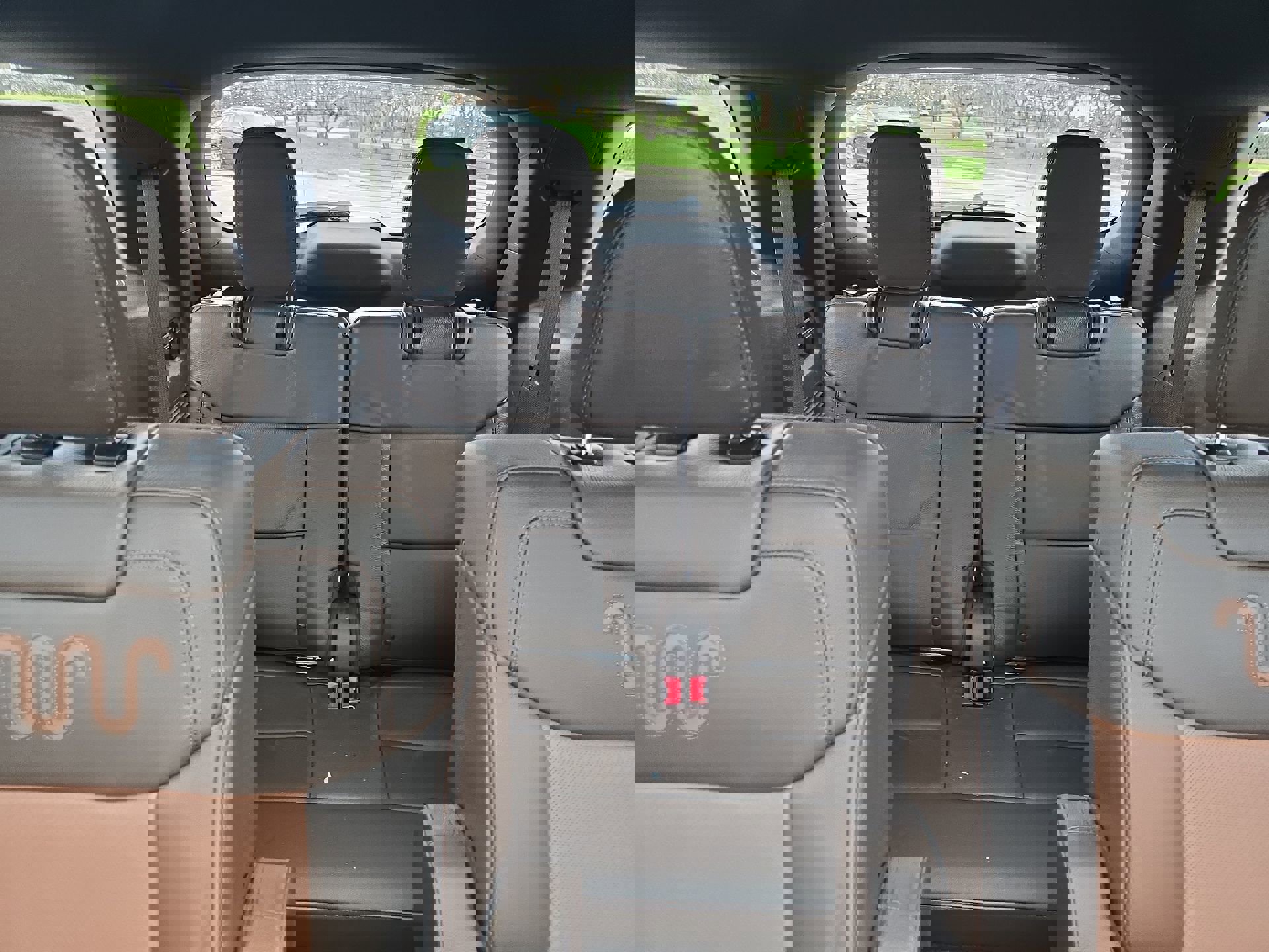 Certified 2023 Ford Explorer King Ranch w/ Premium Technology Package image 22