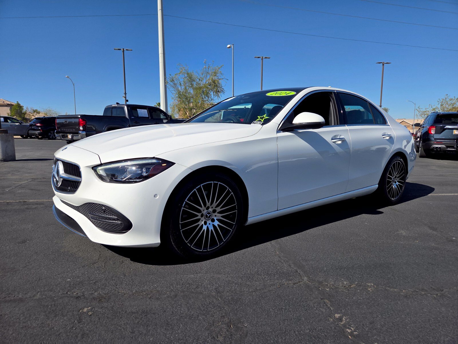 Used 2024 Mercedes-Benz C 300 4MATIC Sedan image 2