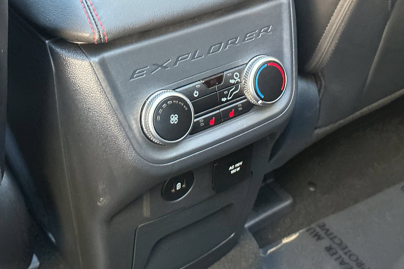 Certified 2025 Ford Explorer ST AWD/4WD image 45
