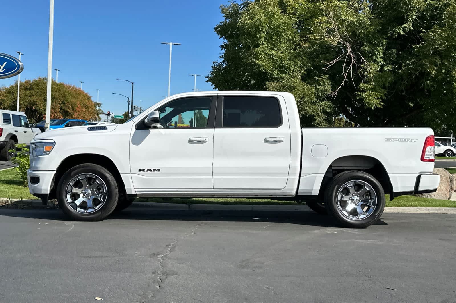 Used 2023 RAM 1500 Big Horn AWD/4WD image 5