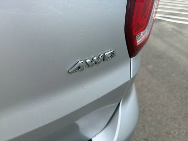 Certified 2018 Ford Explorer XLT image 12