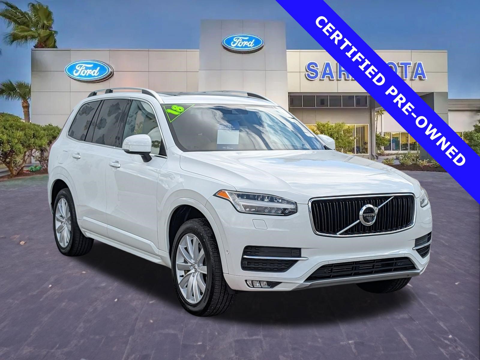 Used 2018 Volvo XC90 T5 Momentum w/ Convenience Package FWD image 1