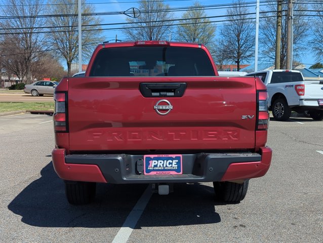 Used 2024 Nissan Frontier SV w/ Technology Package image 8