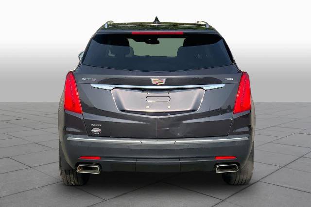 Used 2018 Cadillac XT5 Luxury w/ Driver Awareness Package AWD/4WD image 5
