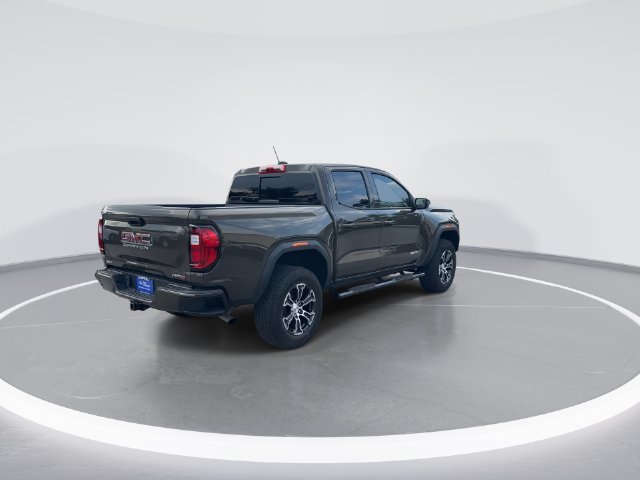 Used 2024 GMC Canyon AT4 w/ AT4 Premium Package AWD/4WD image 7