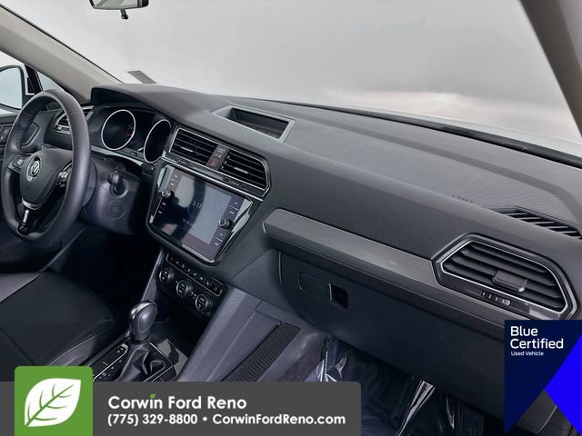 Used 2020 Volkswagen Tiguan SE image 30