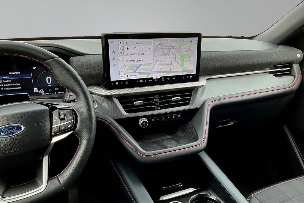 Certified 2025 Ford Explorer ST-Line image 9