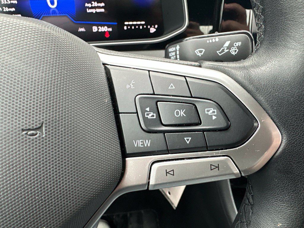 Used 2025 Volkswagen Jetta Sport FWD image 38