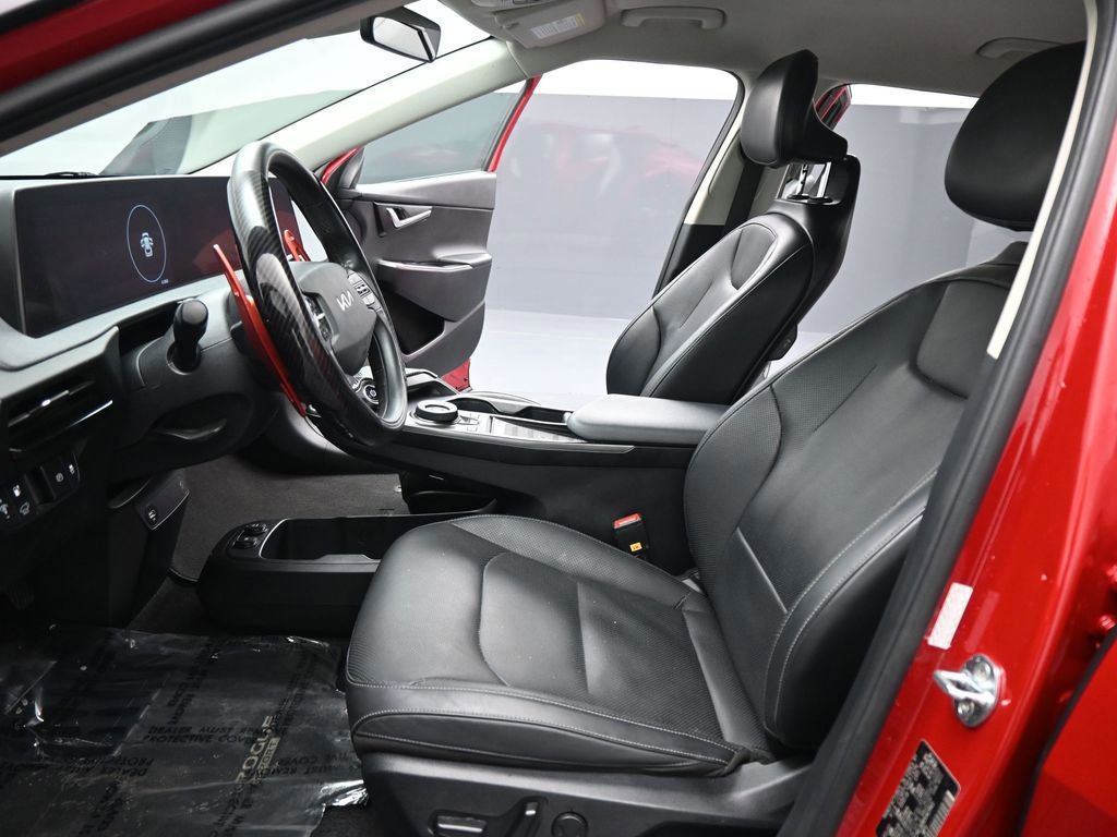 Used 2022 Kia EV6 Wind image 38