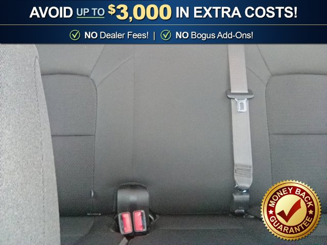 Used 2024 Chevrolet Colorado LT RWD image 23