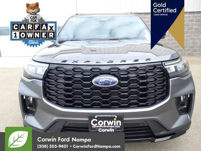 Certified 2025 Ford Explorer ST-Line image 8