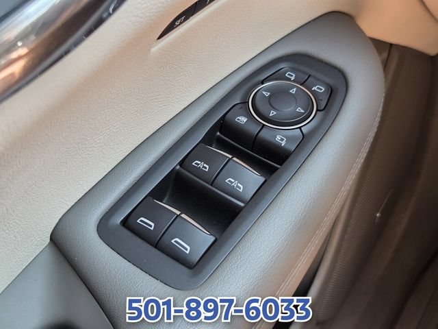 Used 2022 Cadillac XT6 Premium Luxury w/ Technology Package FWD image 27