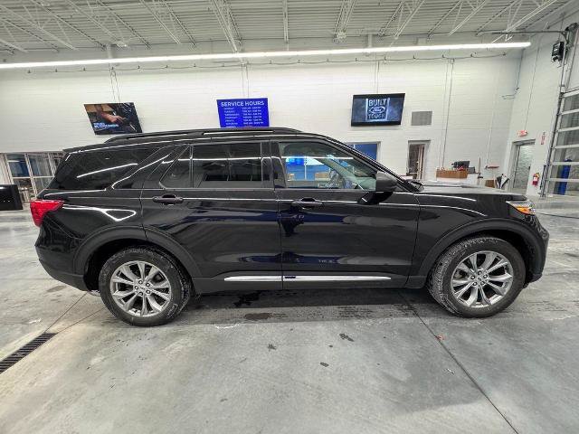 Certified 2023 Ford Explorer XLT w/ Equipment Group 202A AWD/4WD image 5