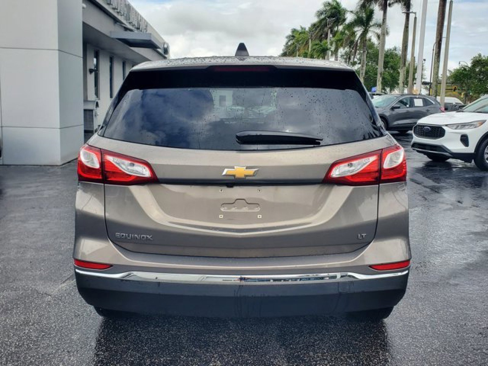 Used 2019 Chevrolet Equinox LT image 3