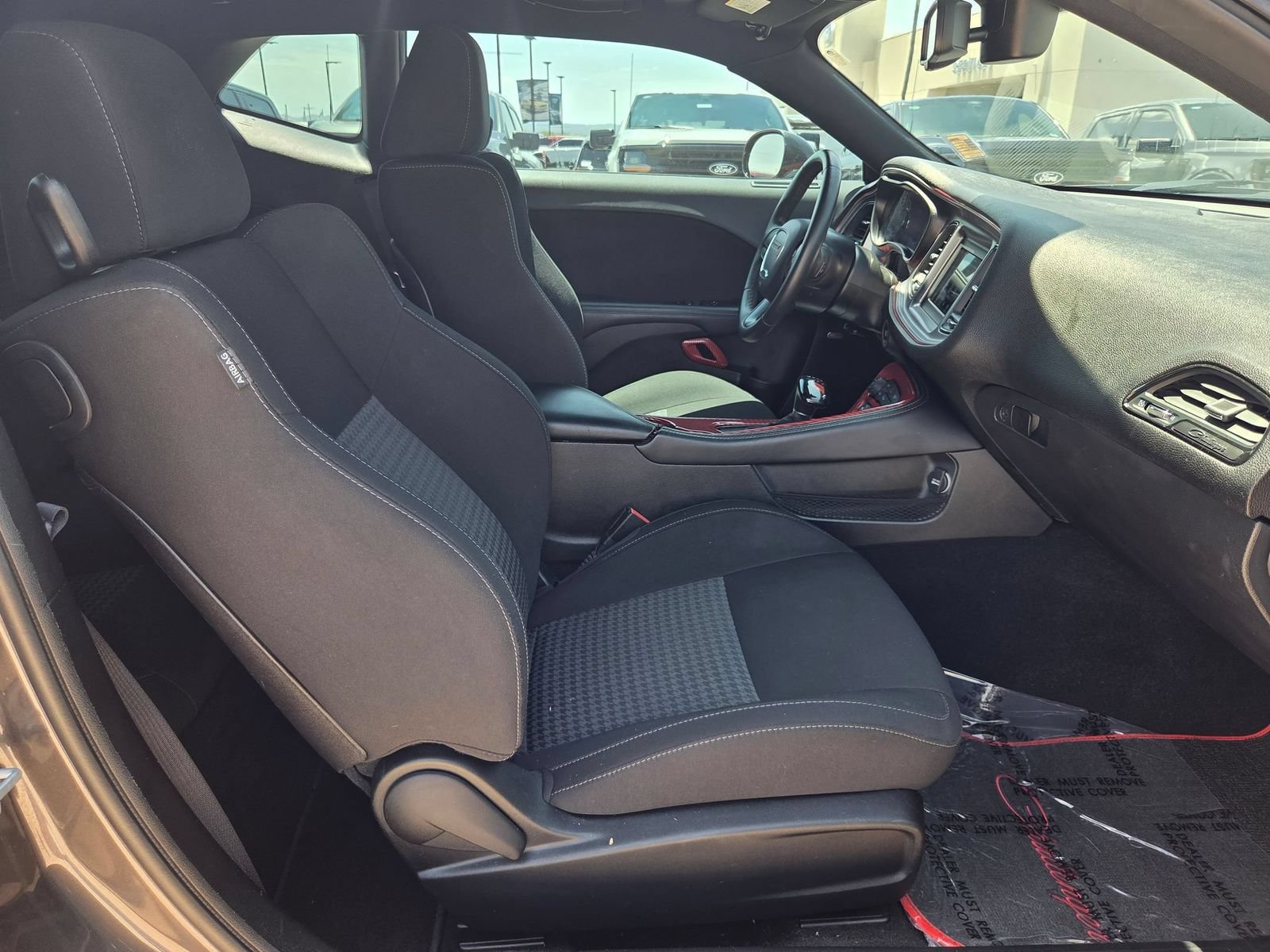Used 2023 Dodge Challenger GT w/ Blacktop Package AWD/4WD image 27