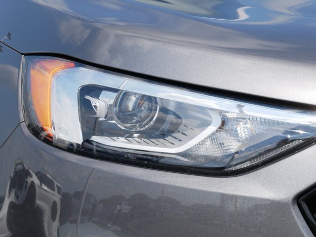 Certified 2023 Ford Edge SE w/ Black Appearance Package AWD/4WD image 5