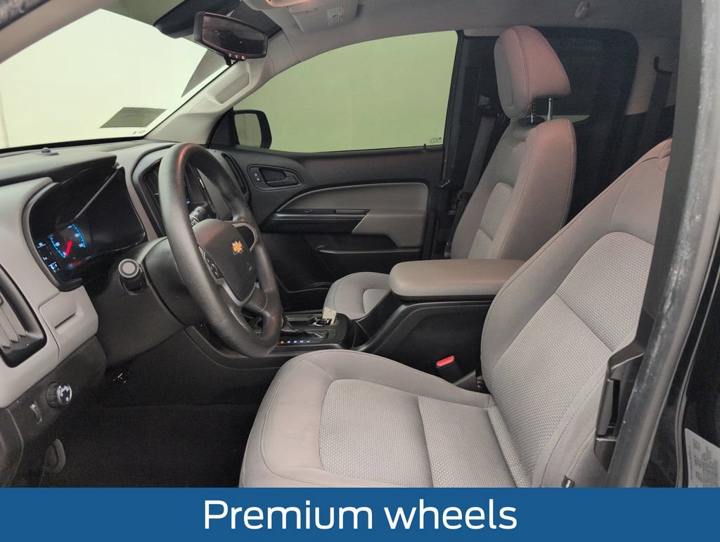 Used 2021 Chevrolet Colorado W/T w/ Custom Special Edition RWD image 4