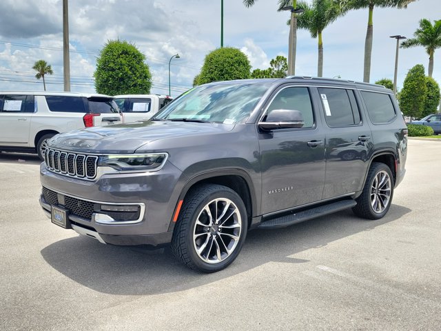 Used 2022 Jeep Wagoneer Series II w/ Premium Group I AWD/4WD image 3