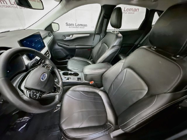 Certified 2025 Ford Escape SE w/ PHEV Premium Package FWD image 22