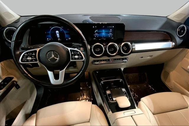 Used 2020 Mercedes-Benz GLB 250 4MATIC image 16