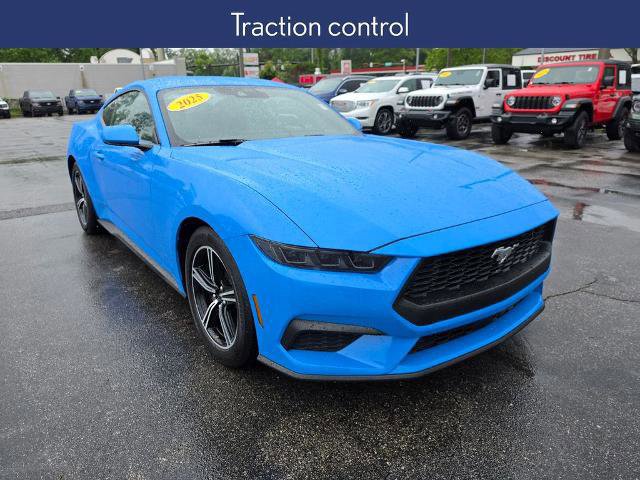 Certified 2025 Ford Mustang Coupe RWD image 7