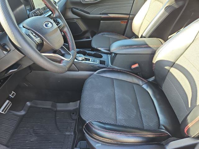 Certified 2024 Ford Escape ST-Line w/ Tech Pack #1 AWD/4WD image 33