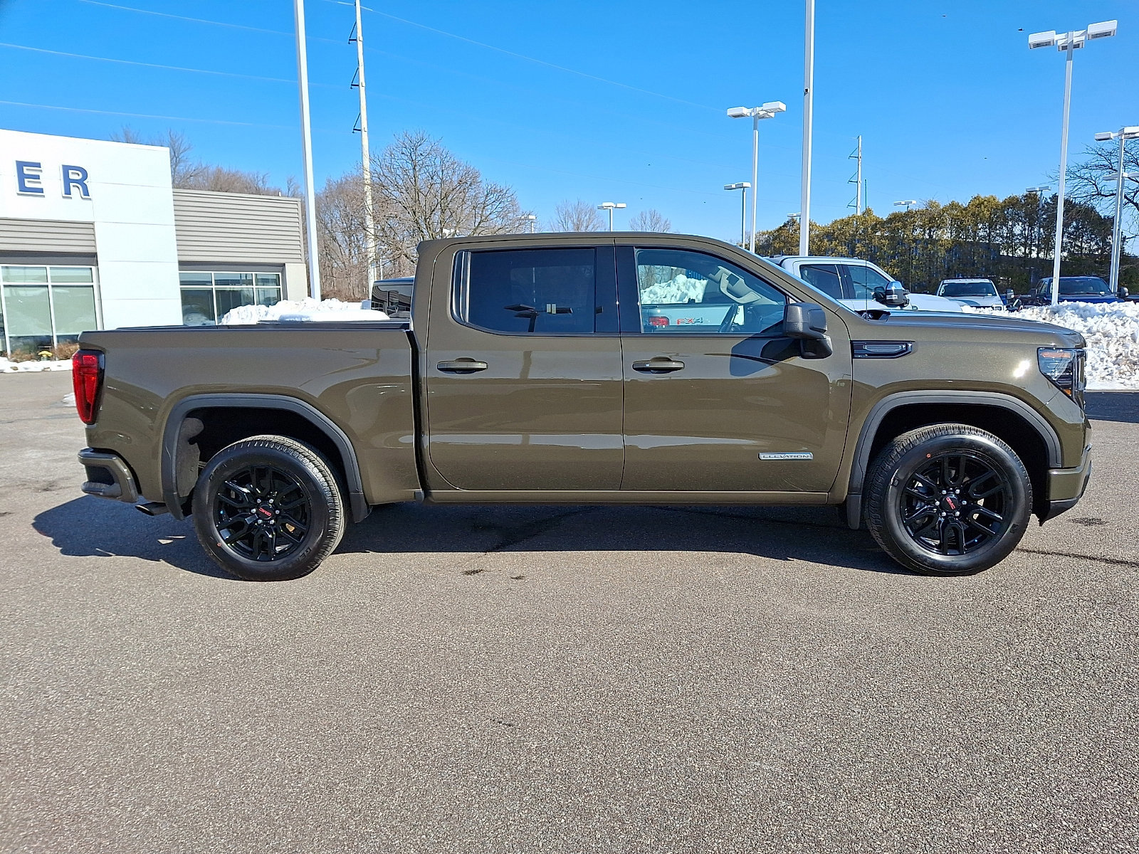Used 2023 GMC Sierra 1500 Elevation image 9