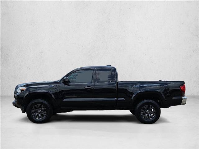 Used 2022 Toyota Tacoma SR5 w/ SR5 Appearance Package (SM) RWD image 9