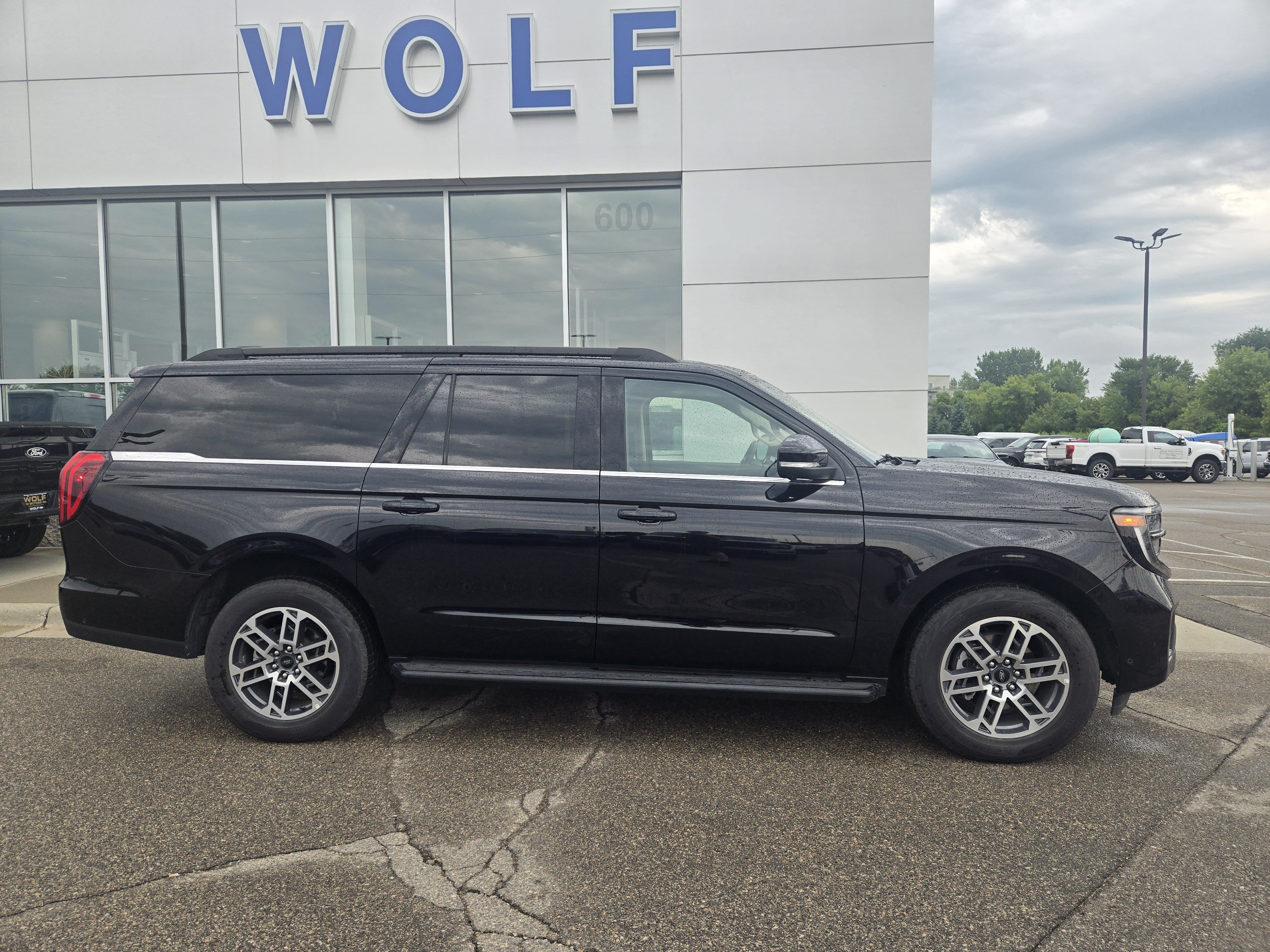Certified 2025 Ford Expedition Max Active AWD/4WD image 5
