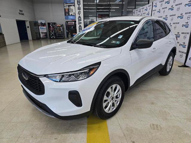 Certified 2023 Ford Escape Active AWD/4WD image 3