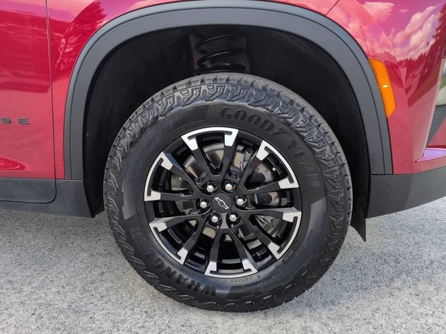 Used 2024 Chevrolet Traverse Z71 AWD/4WD image 12