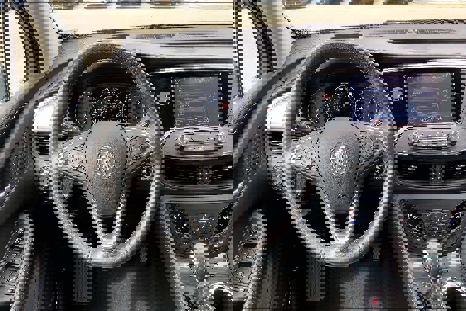 Used 2020 Buick Envision Premium w/ Driver Confidence Package image 8