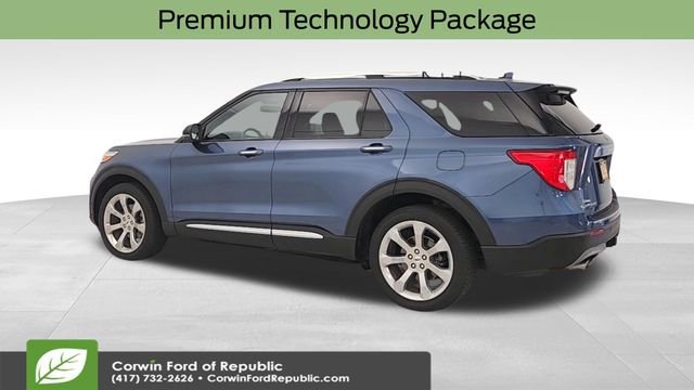 Certified 2020 Ford Explorer Platinum w/ Premium Technology Package image 3