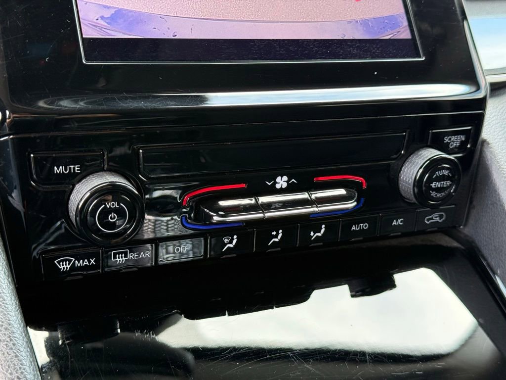 Used 2023 Jeep Grand Cherokee L Laredo AWD/4WD image 12