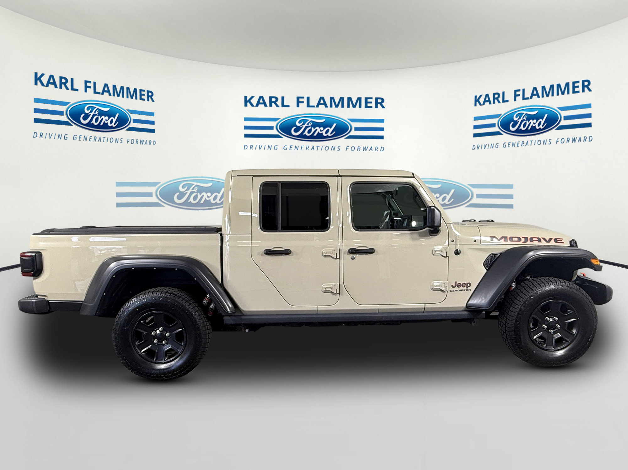 Used 2022 Jeep Gladiator Mojave w/ LED Lighting Group AWD/4WD image 2