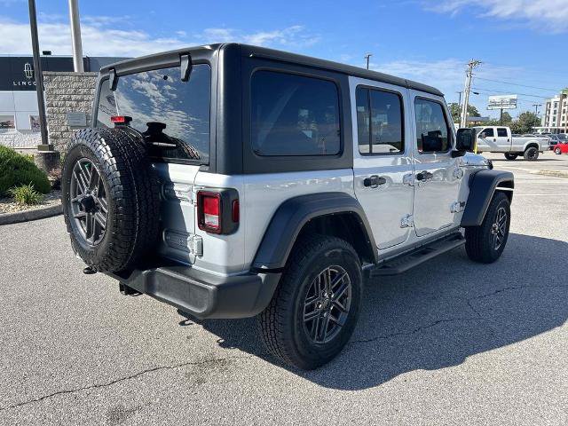 Used 2024 Jeep Wrangler Unlimited Sport AWD/4WD image 4