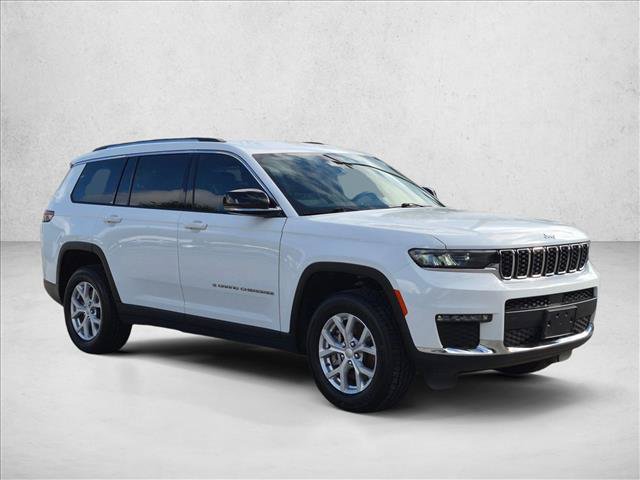 Used 2023 Jeep Grand Cherokee L Limited AWD/4WD image 3
