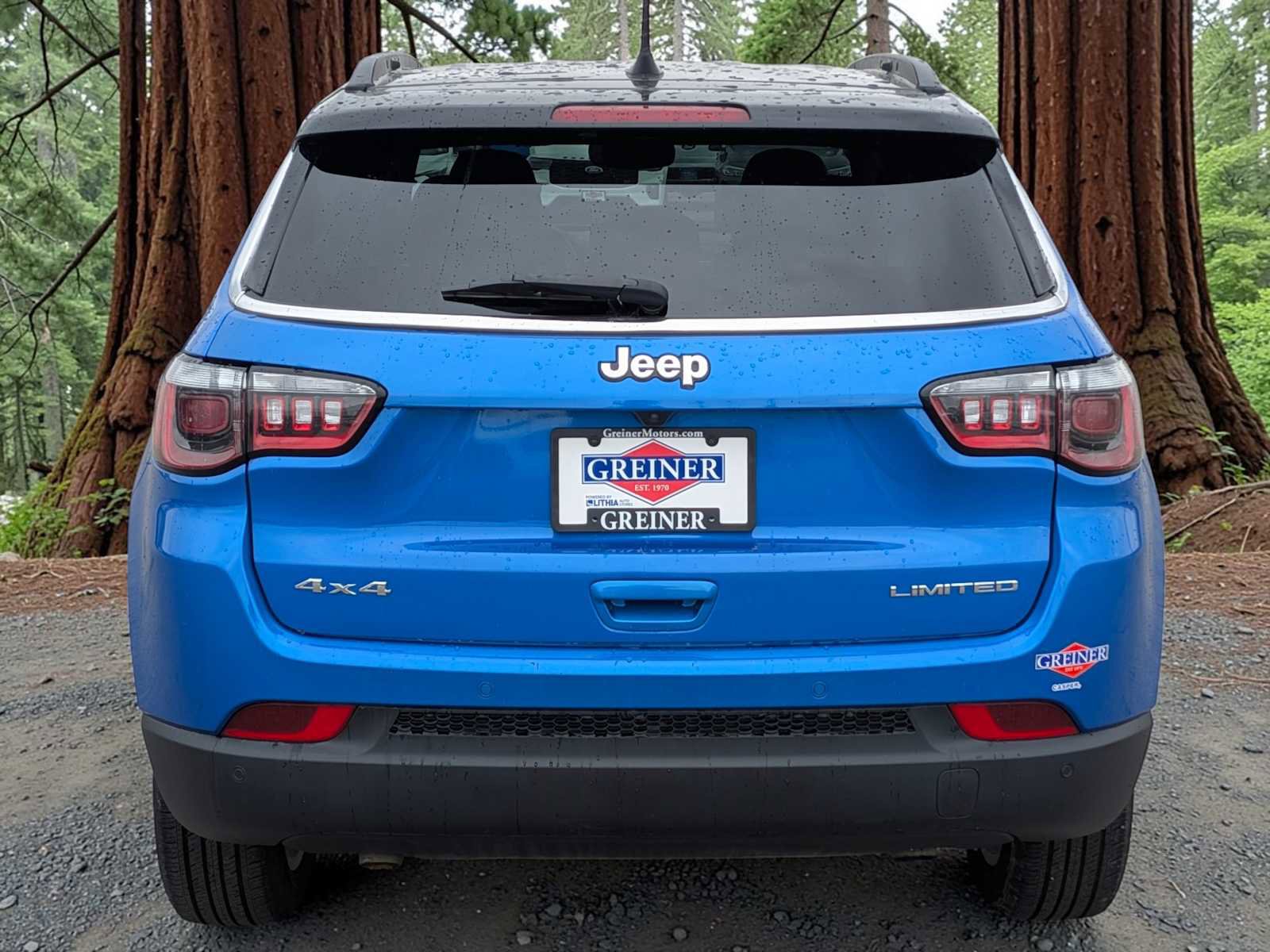 Used 2025 Jeep Compass Limited AWD/4WD image 5