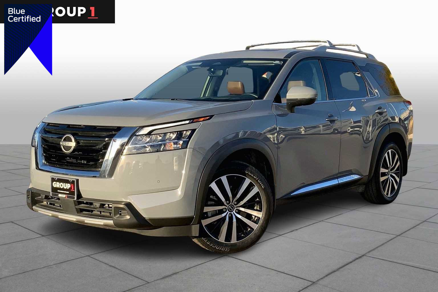 Used 2024 Nissan Pathfinder Platinum w/ Cargo Package