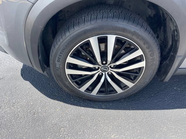 Used 2023 Nissan Pathfinder Platinum FWD image 3