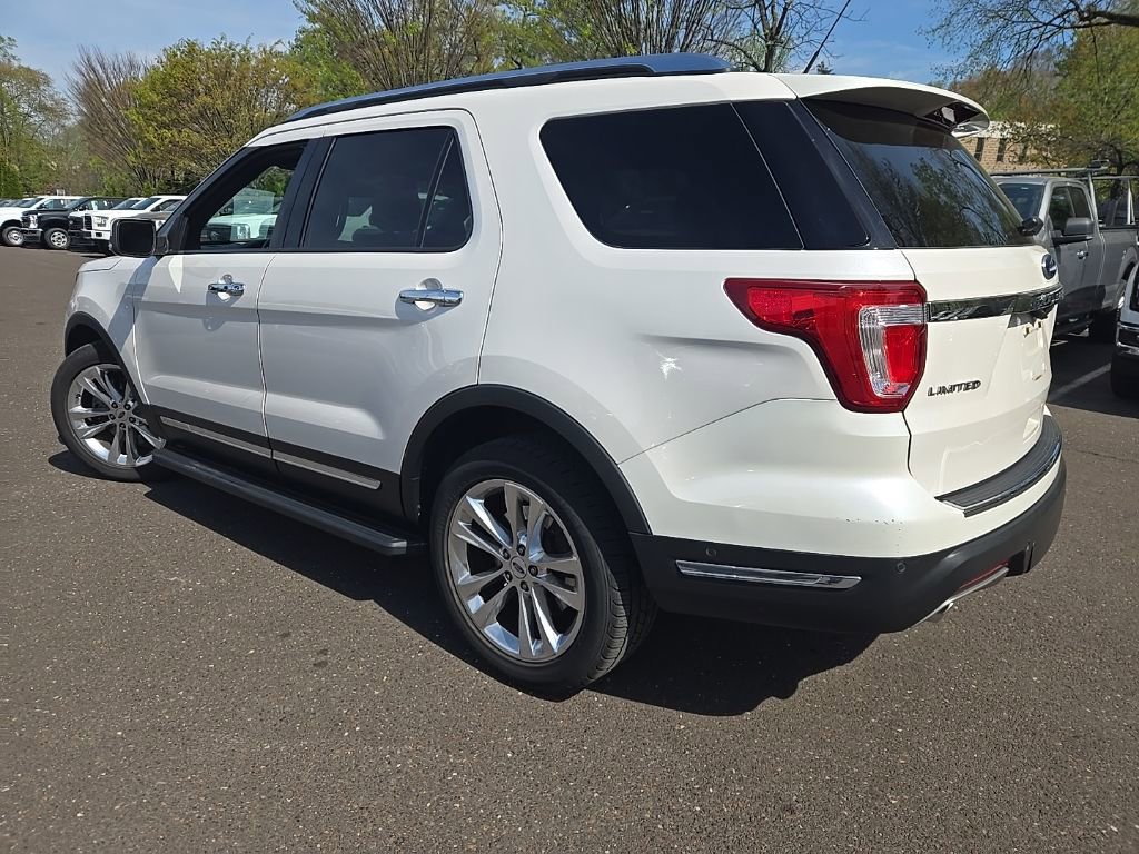 Certified 2019 Ford Explorer Limited w/ Ford Safe & Smart Package AWD/4WD image 4